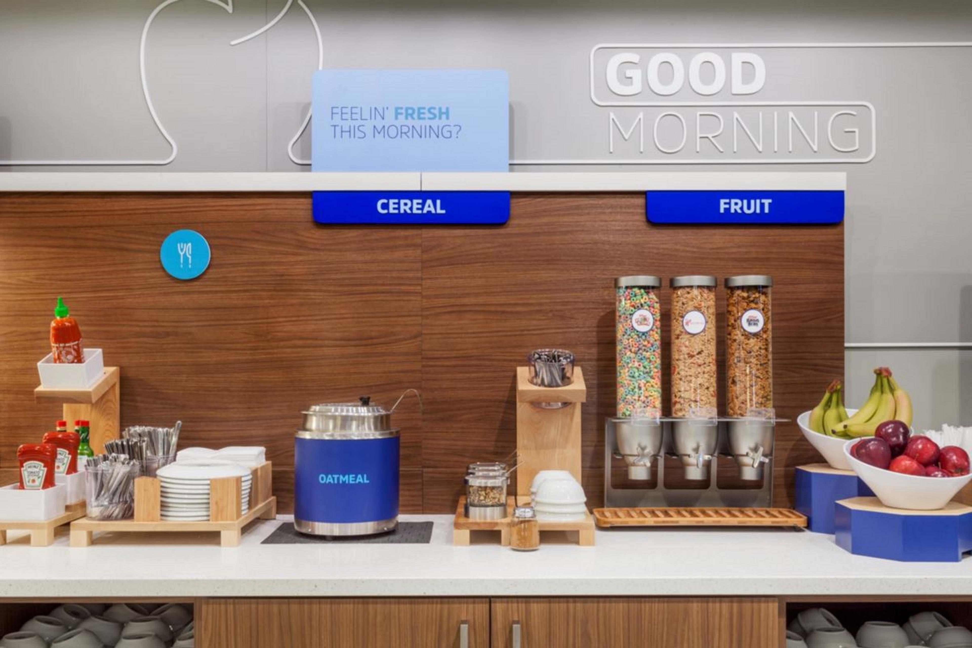 Holiday Inn Express & Suites Brady By Ihg Luaran gambar
