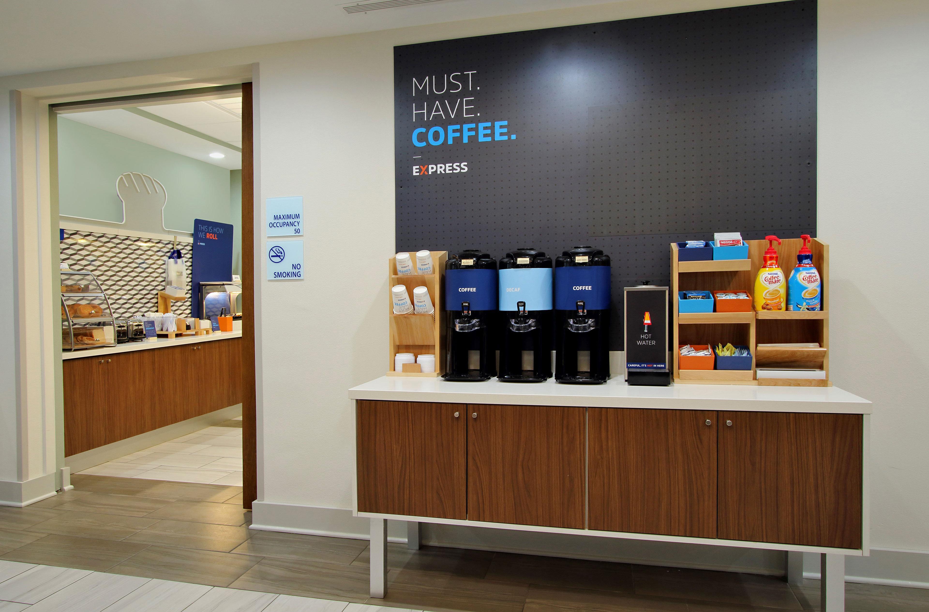 Holiday Inn Express & Suites Brady By Ihg Luaran gambar